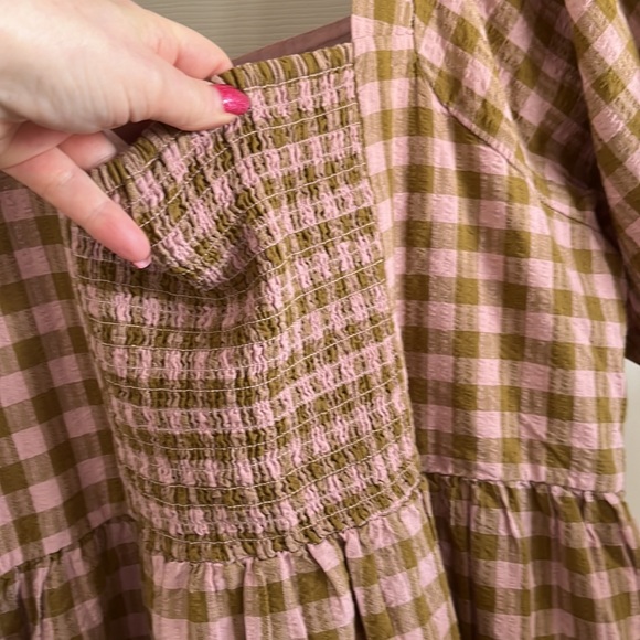 MADEWELL pink gingham plaid seersucker, puff sleeve dress - Picture 6 of 7